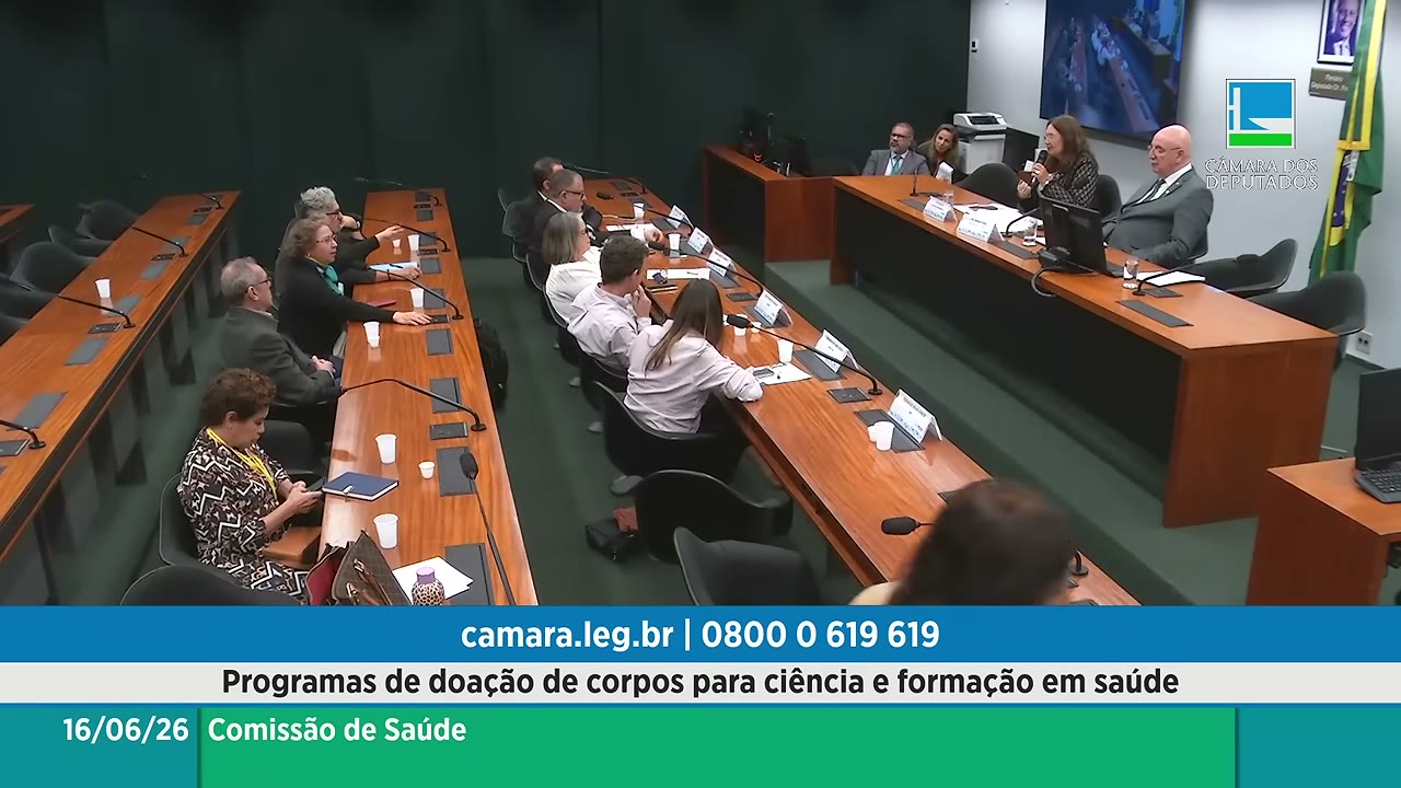 Vídeo do evento em 2:04:04