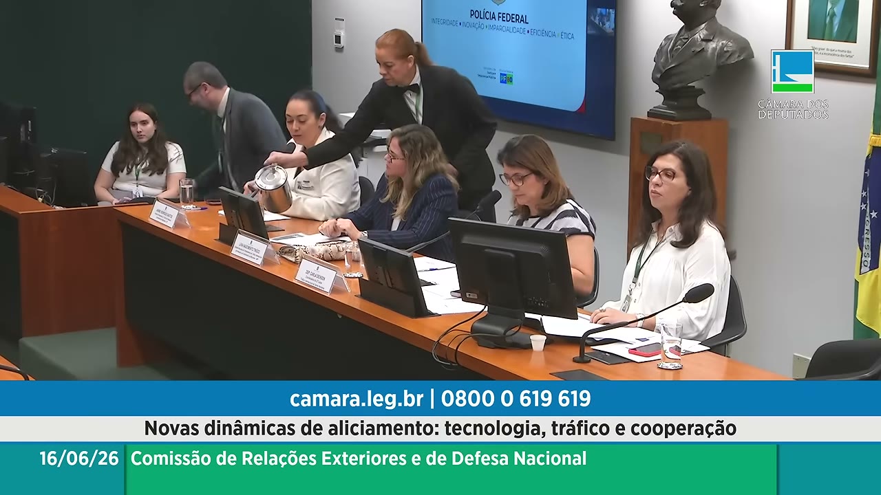 Vídeo do evento em 1:37:52