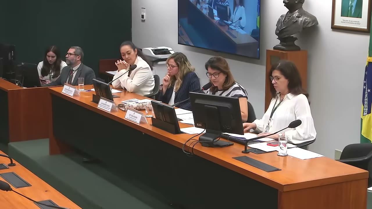 Vídeo do evento em 2:02:17