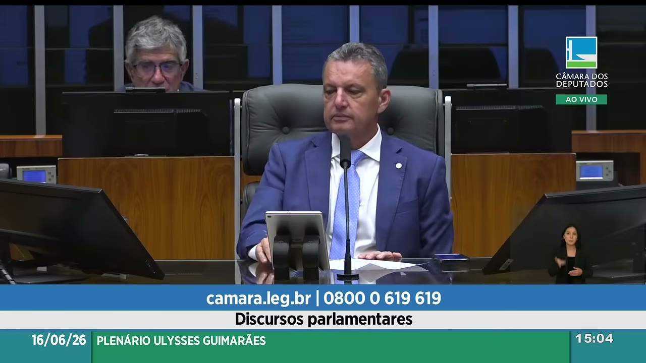 Vídeo do evento em 1:06:04