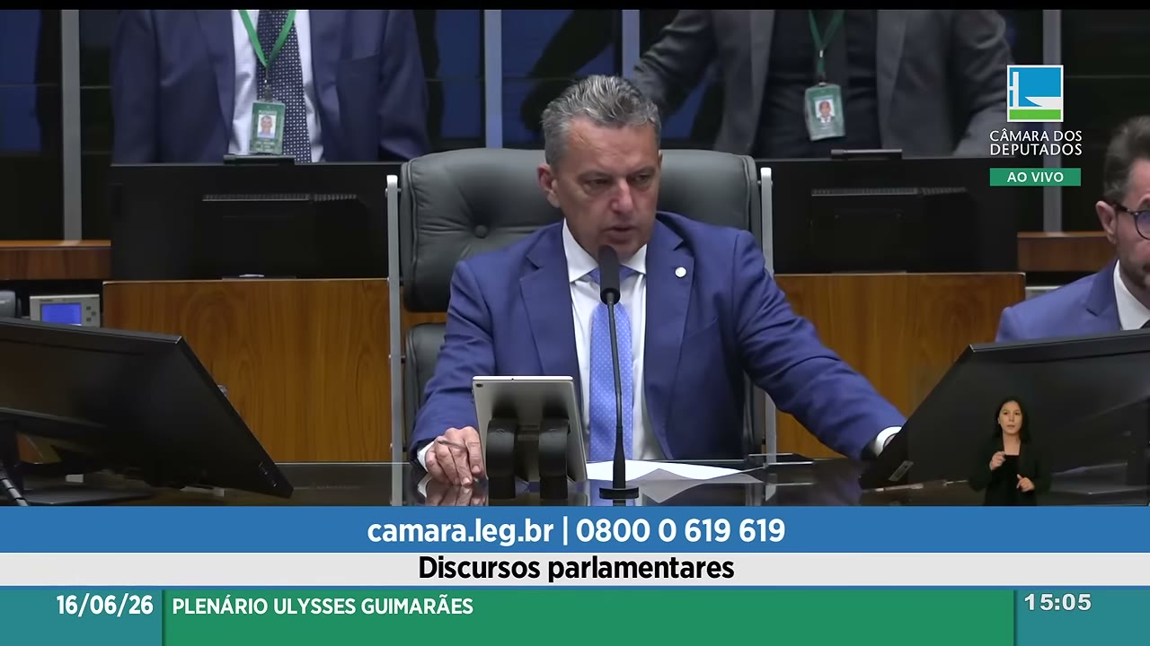 Vídeo do evento em 1:07:32