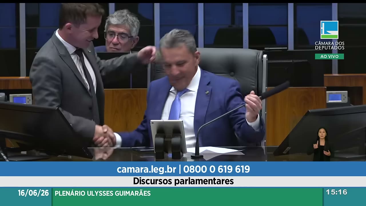 Vídeo do evento em 1:17:50
