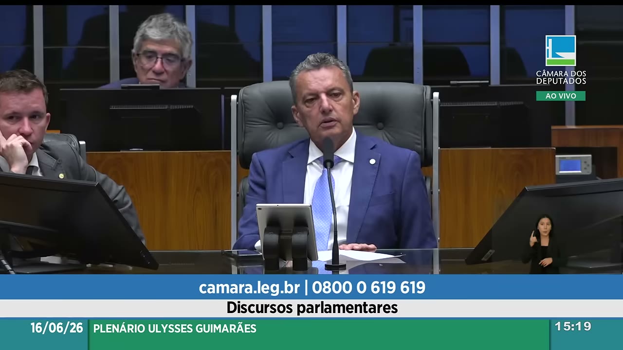 Vídeo do evento em 1:21:46