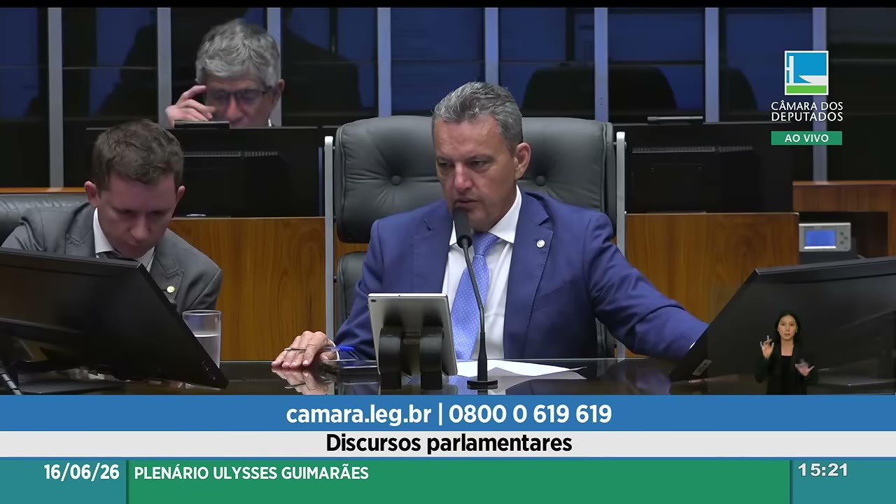 Vídeo do evento em 1:22:55