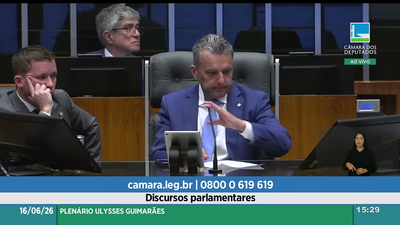 Vídeo do evento em 1:30:57