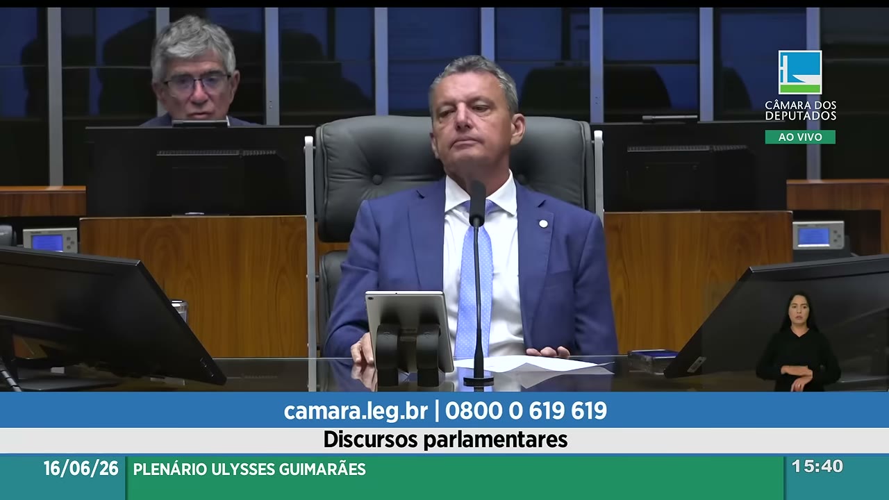 Vídeo do evento em 1:42:10