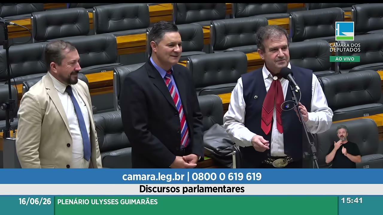Vídeo do evento em 1:43:42