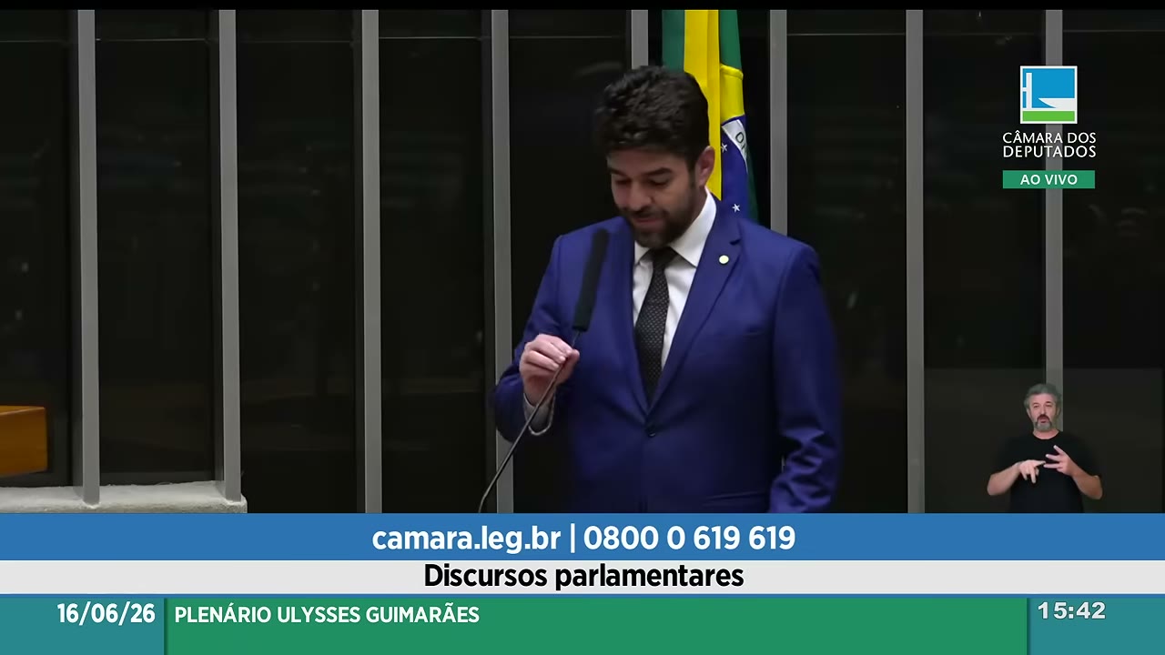Vídeo do evento em 1:44:17