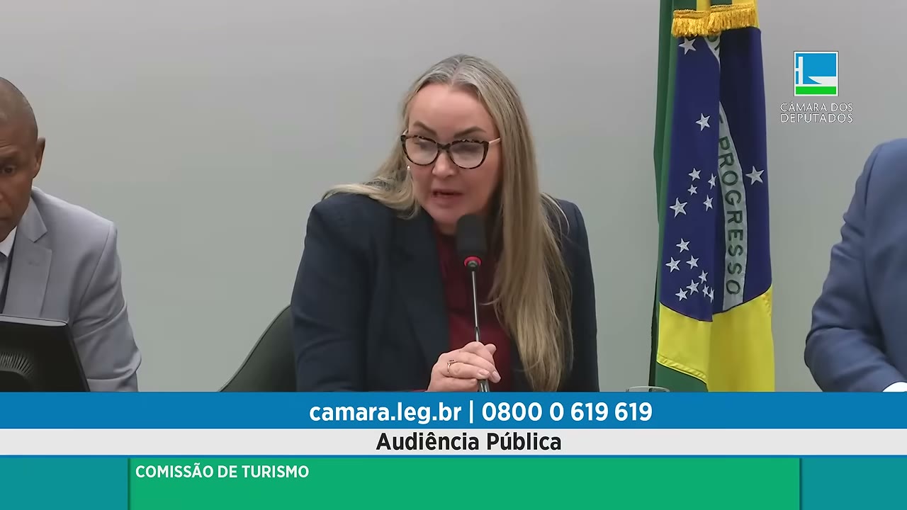 Vídeo do evento em 1:04:08
