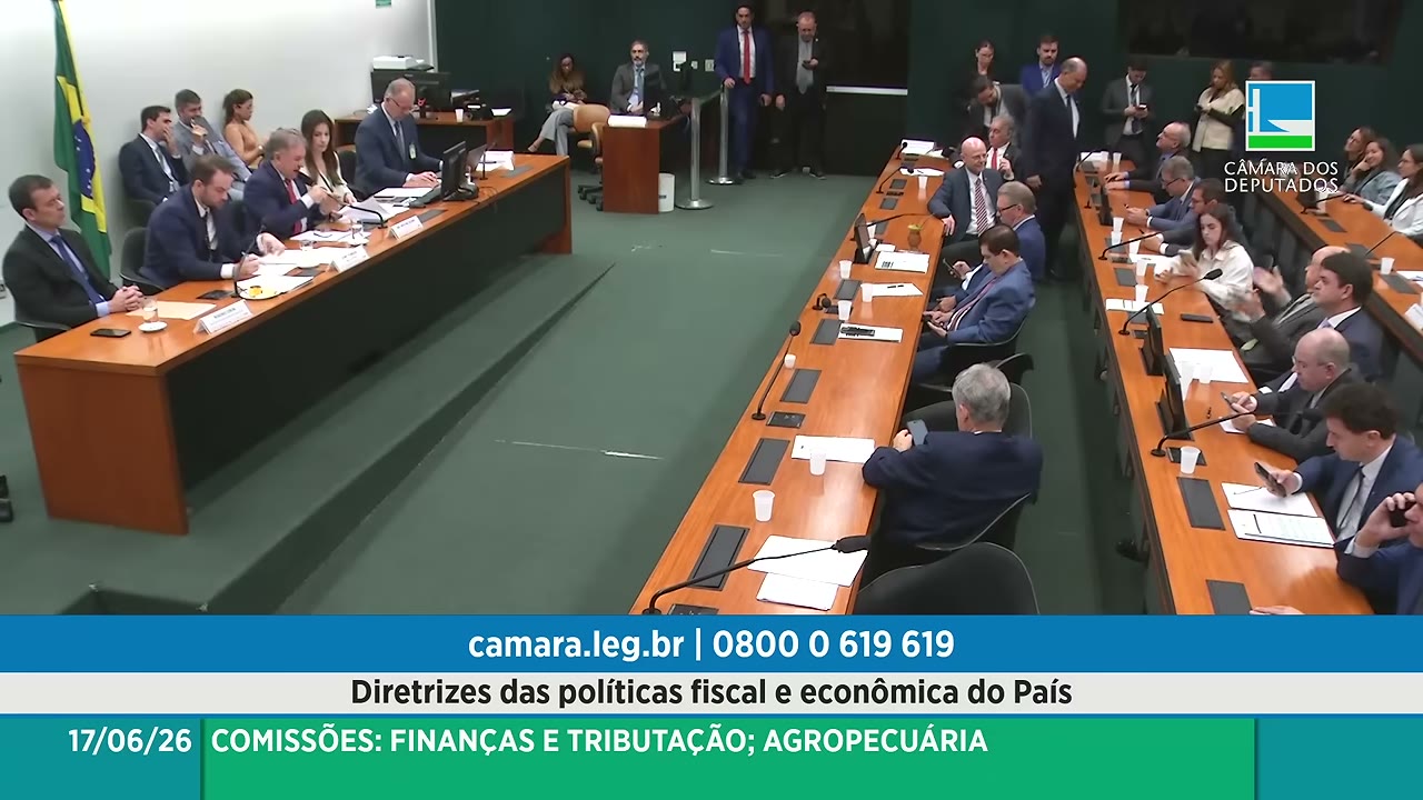 Vídeo do evento em 1:01:52