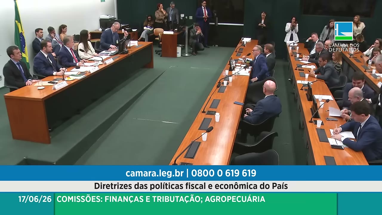 Vídeo do evento em 1:37:35