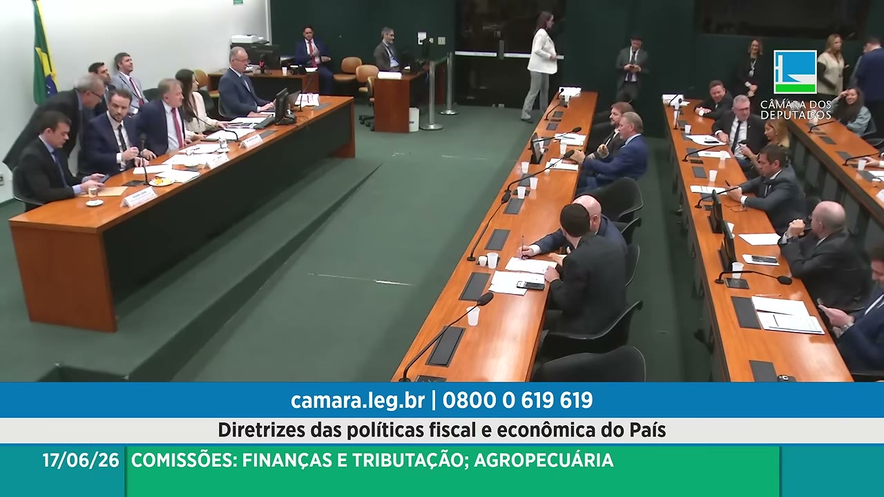 Vídeo do evento em 1:56:28