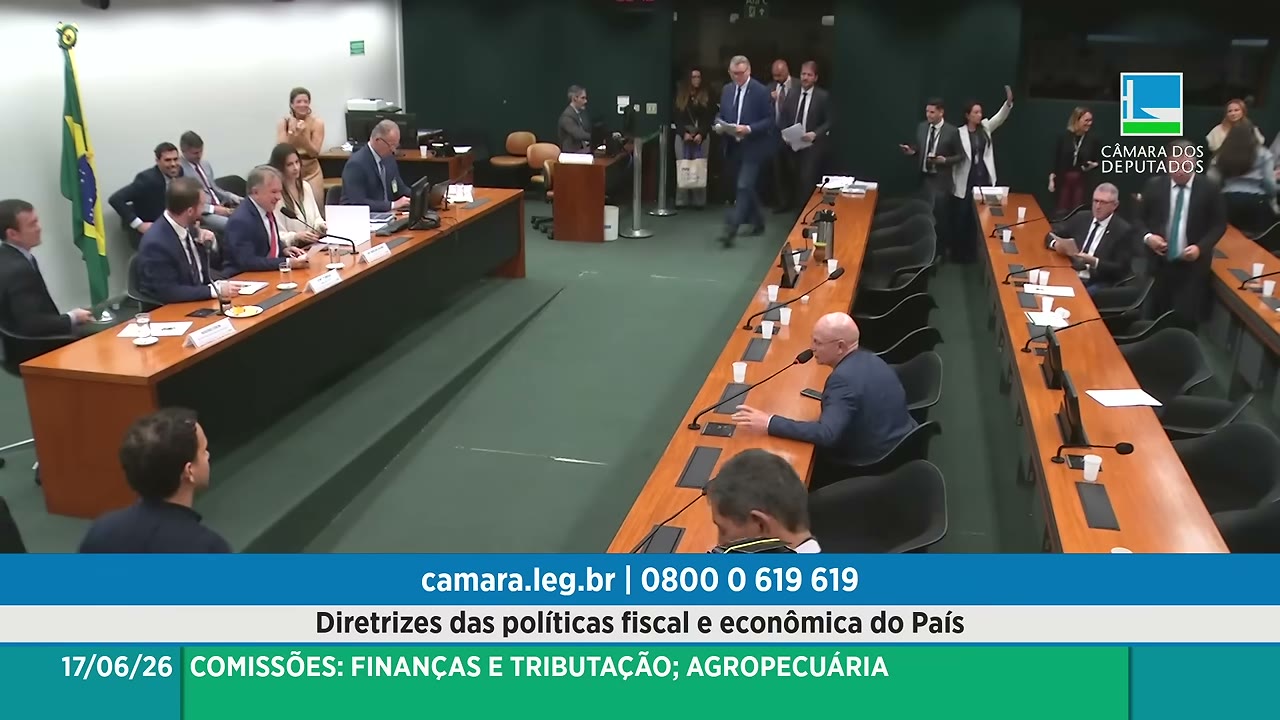 Vídeo do evento em 2:34:27