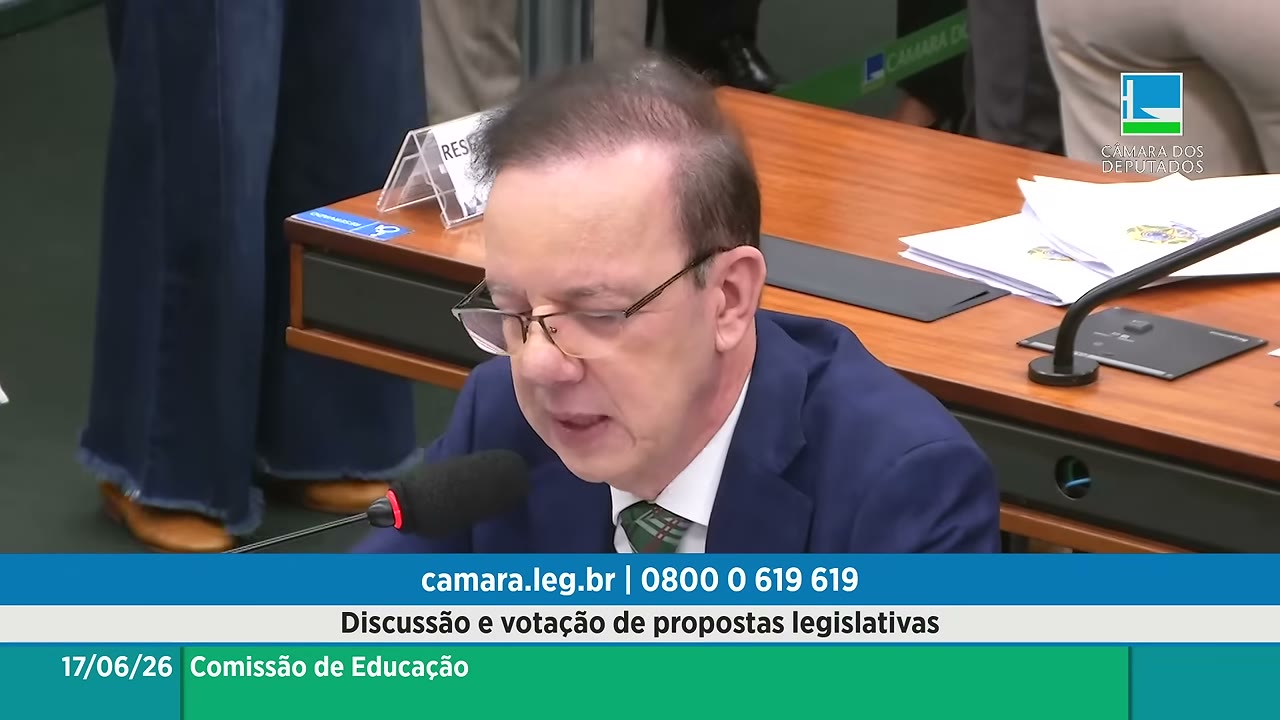 Vídeo do evento em 39:00