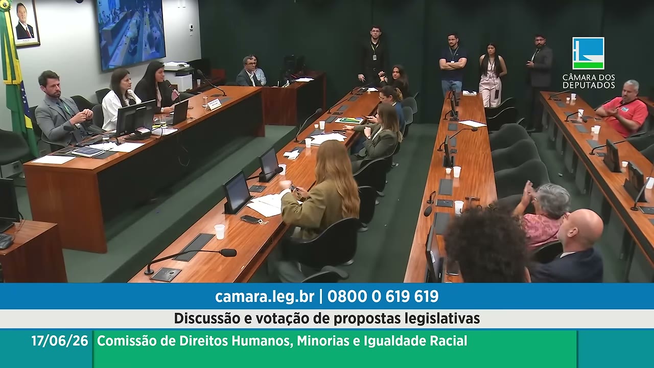 Vídeo do evento em 2:08:17