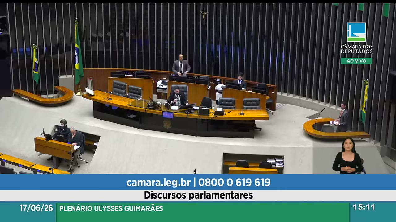 Vídeo do evento em 1:07:39