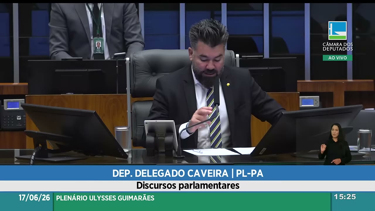 Vídeo do evento em 1:21:25