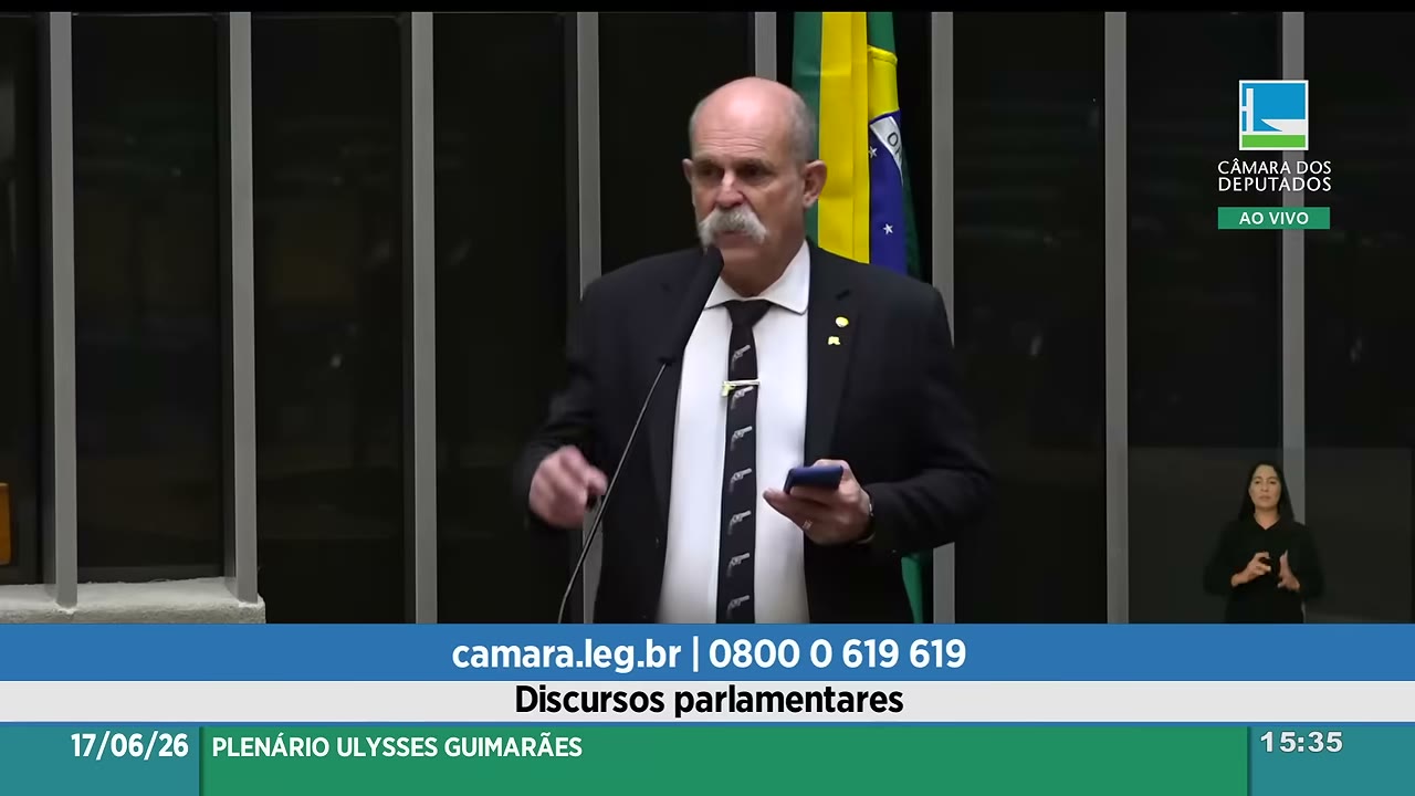 Vídeo do evento em 1:32:11