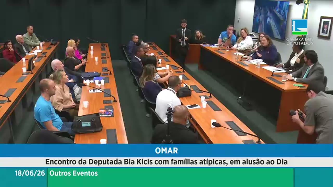 Vídeo do evento em 1:07:44