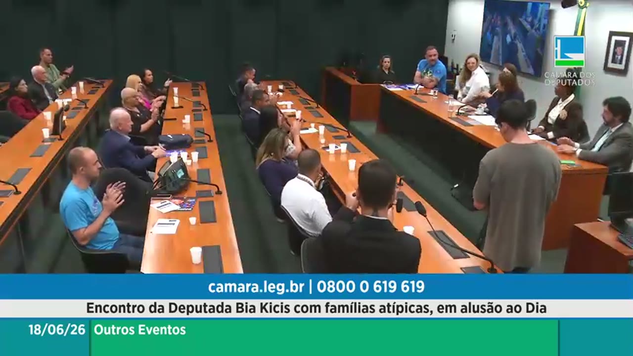 Vídeo do evento em 1:44:25