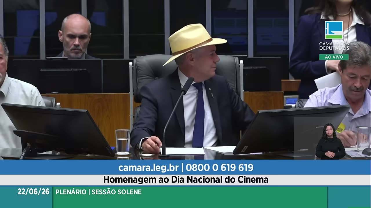 Vídeo do evento em 40:00