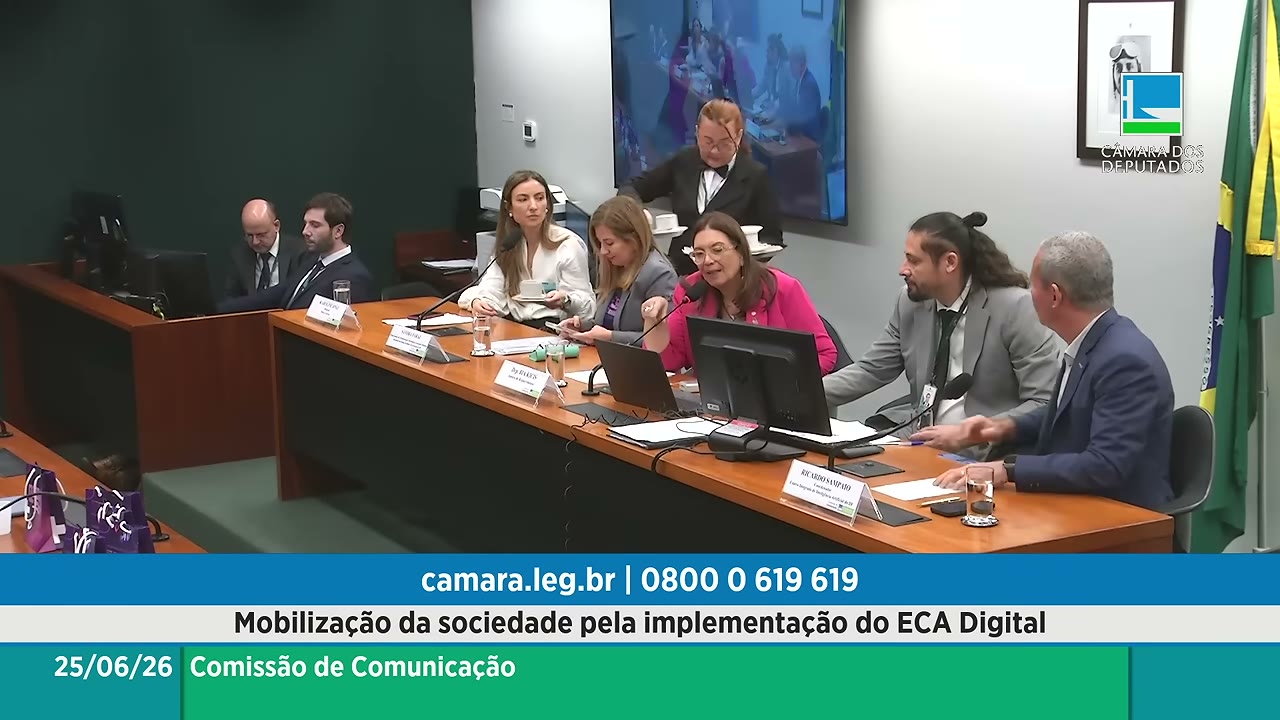 Vídeo do evento em 1:00:17