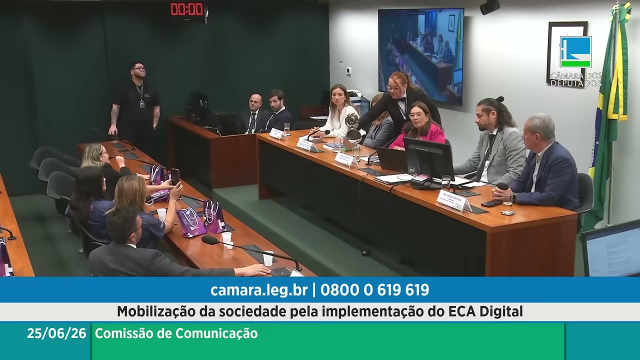 Vídeo do evento em 1:46:00