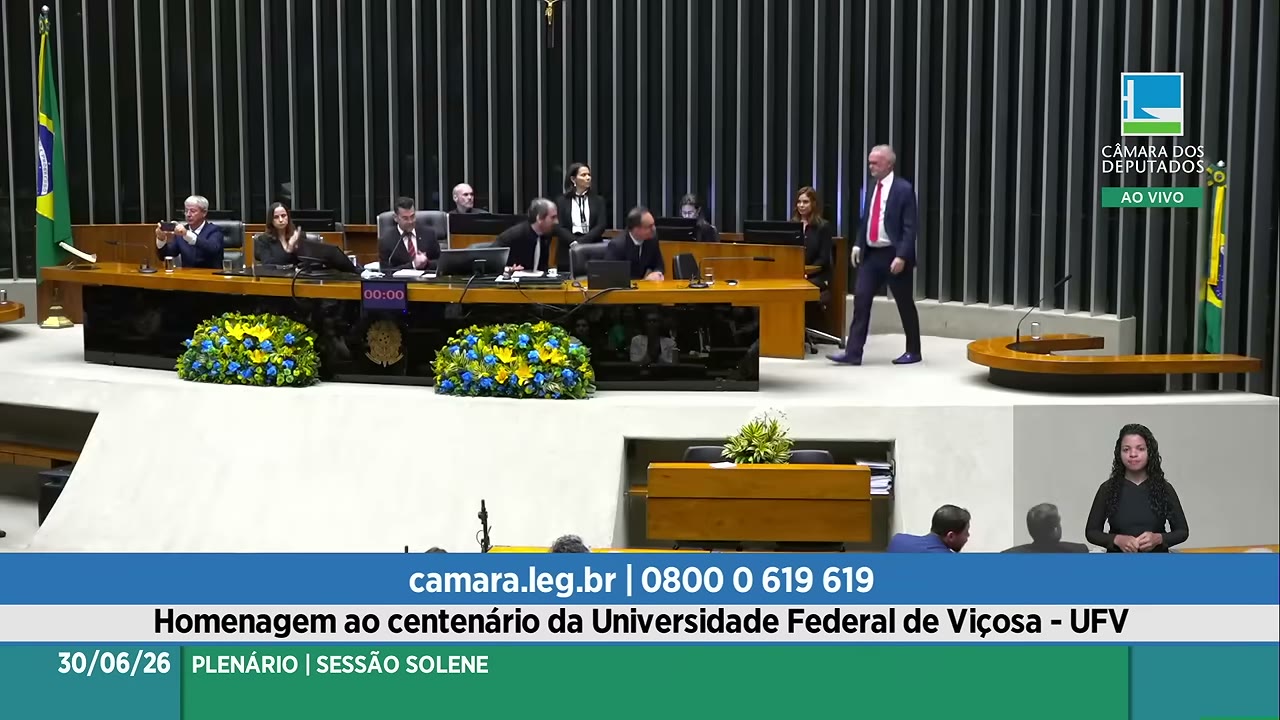Vídeo do evento em 1:05:36