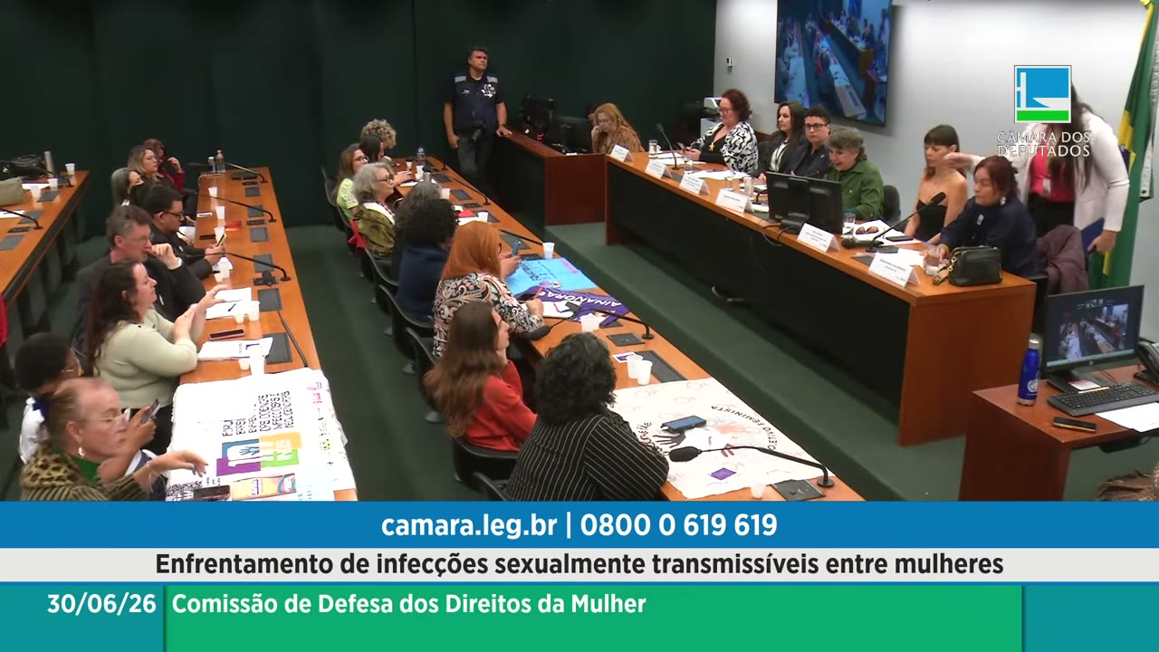 Vídeo do evento em 1:02:14