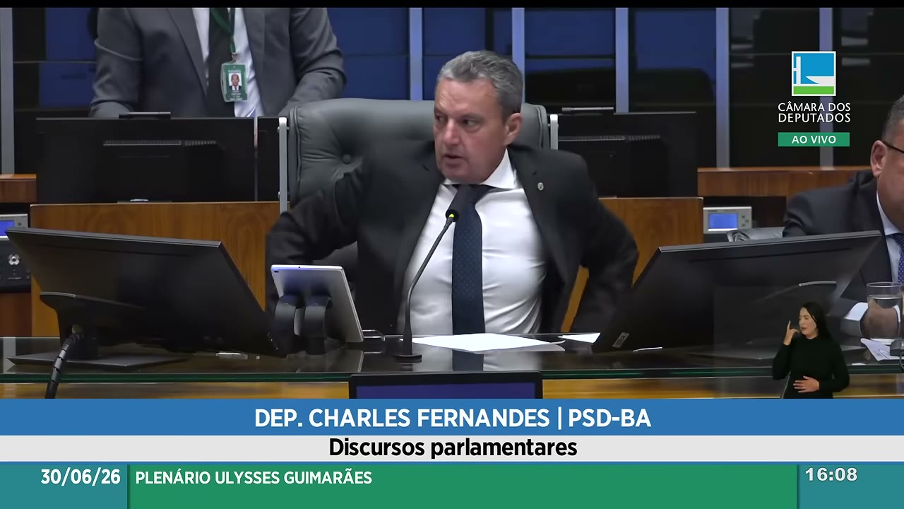 Vídeo do evento em 1:40:20