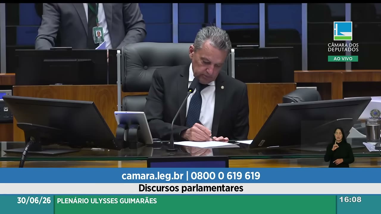 Vídeo do evento em 1:40:32