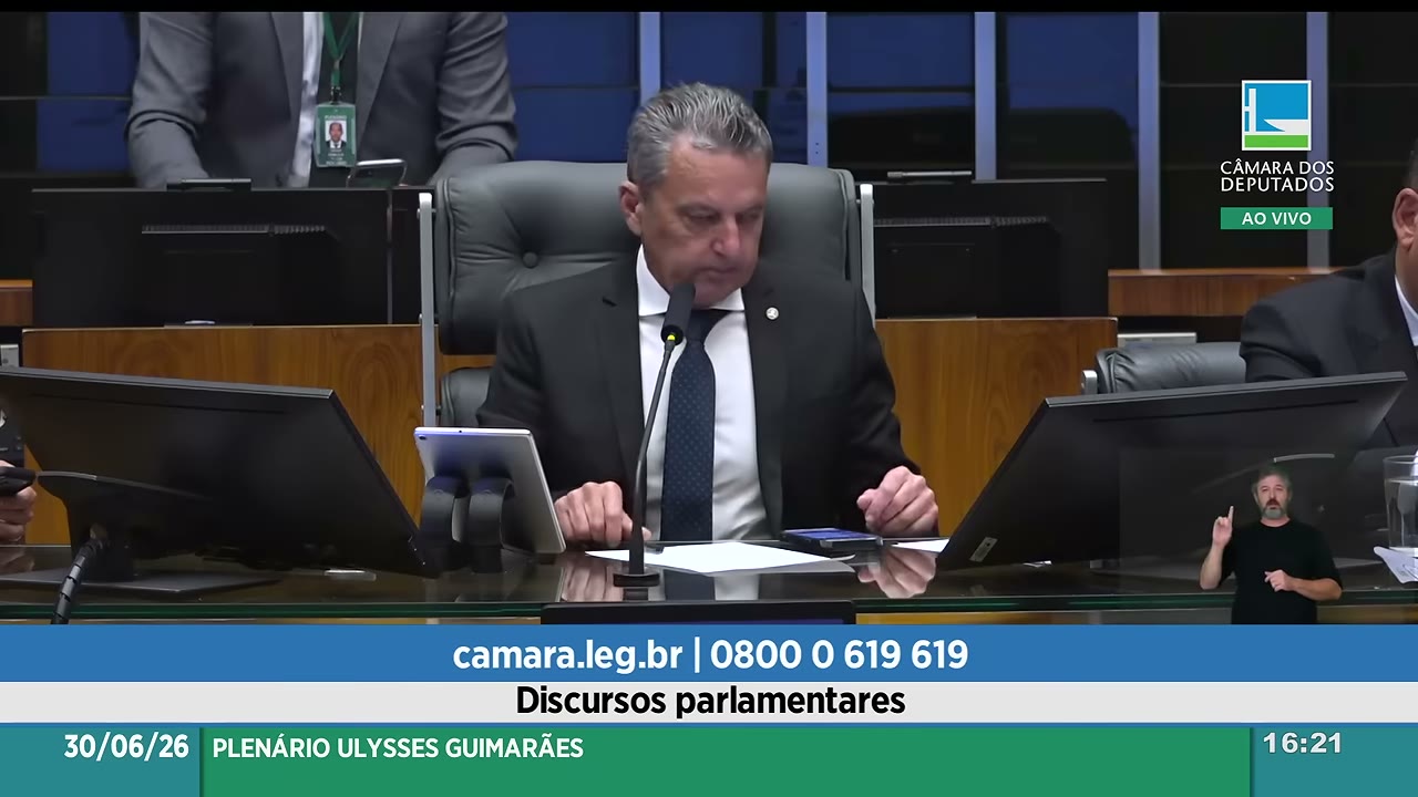 Vídeo do evento em 1:53:08