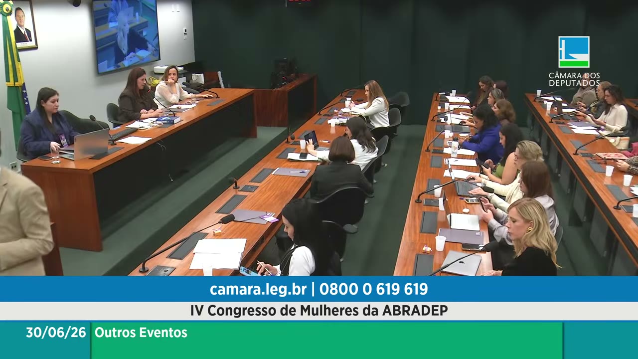 Vídeo do evento em 2:03:43