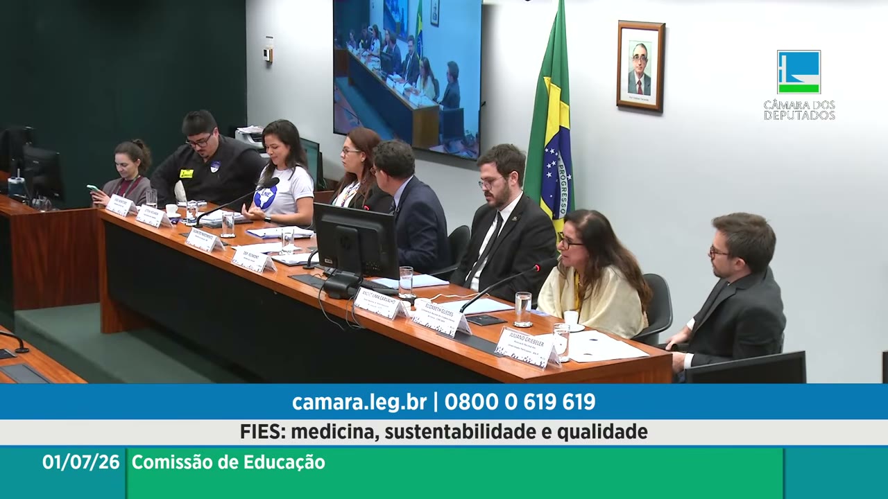 Vídeo do evento em 1:04:02