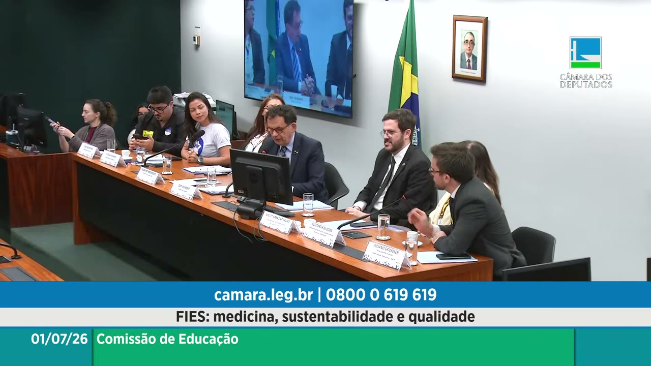 Vídeo do evento em 1:12:40