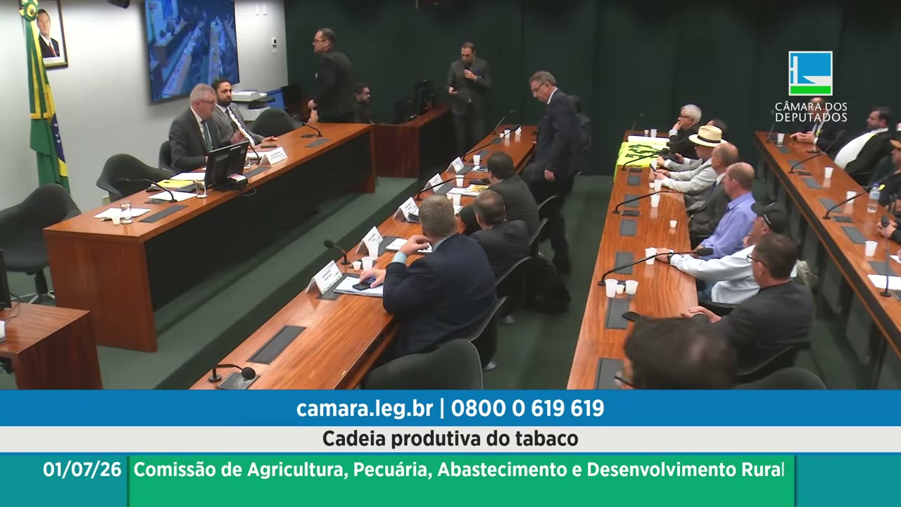 Vídeo do evento em 1:00:25