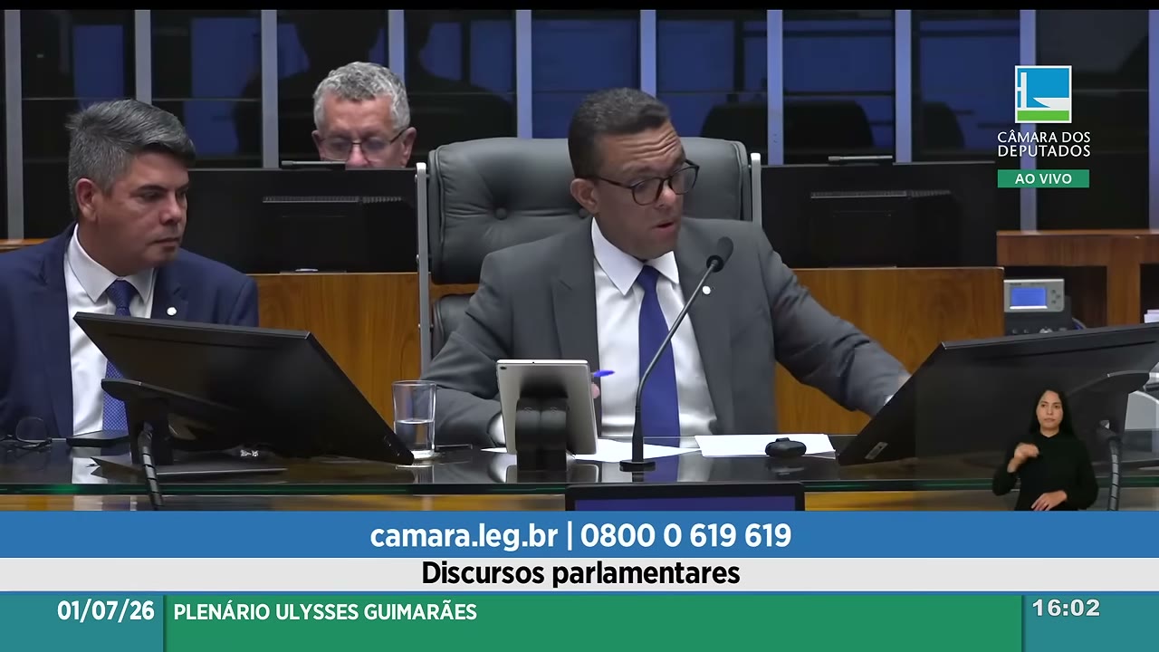 Vídeo do evento em 1:03:57