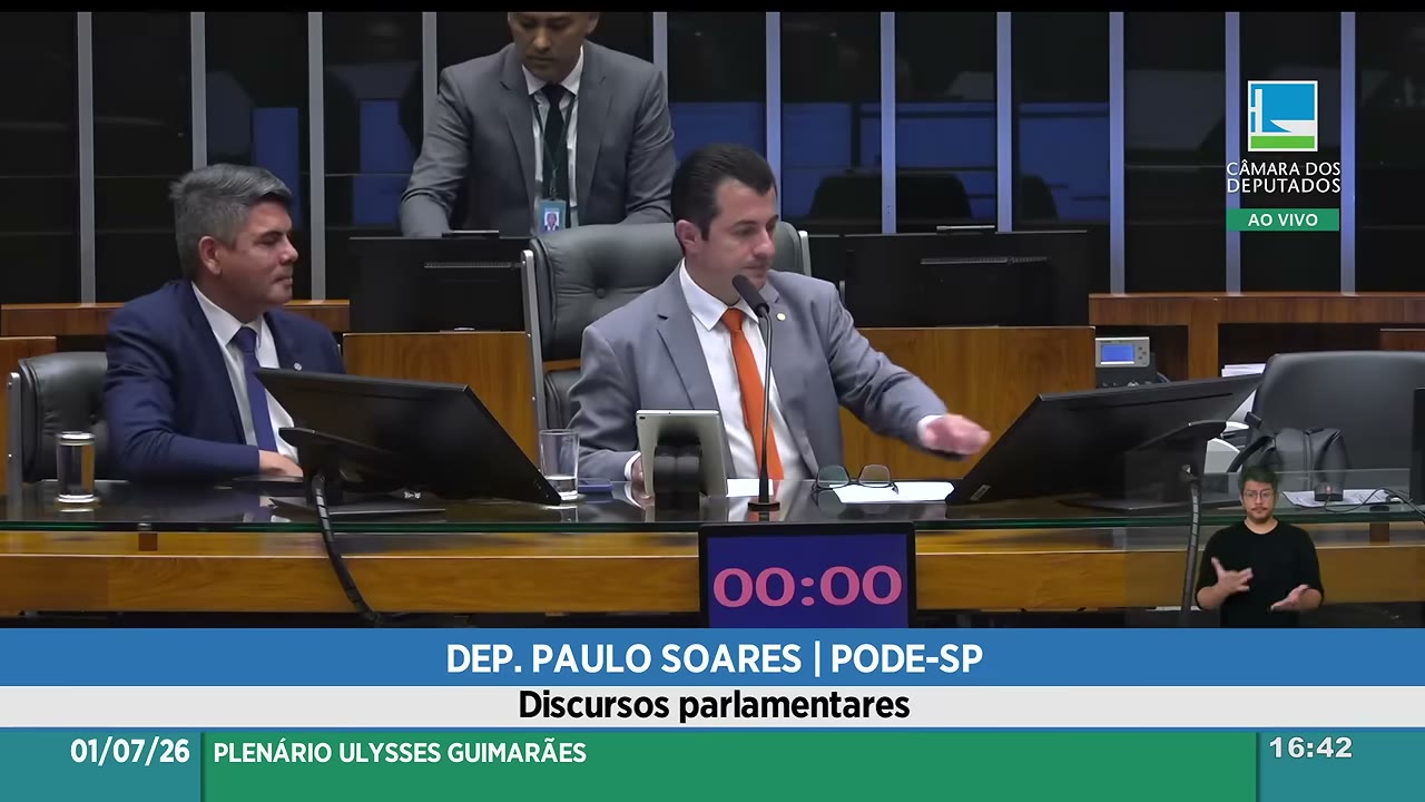 Vídeo do evento em 1:44:02