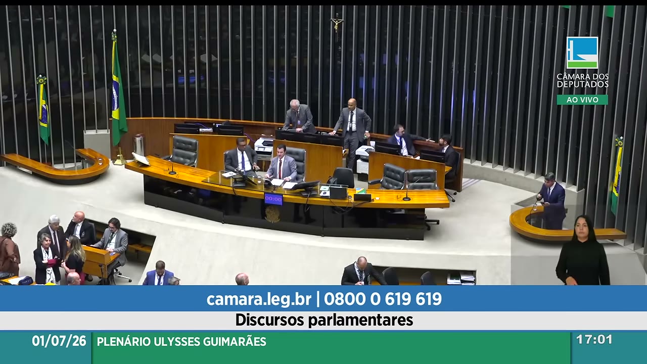 Vídeo do evento em 2:02:38