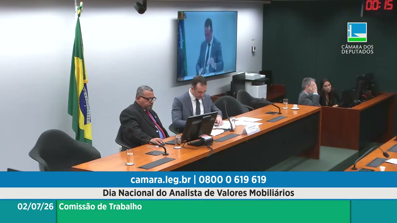 Vídeo do evento em 1:07:18