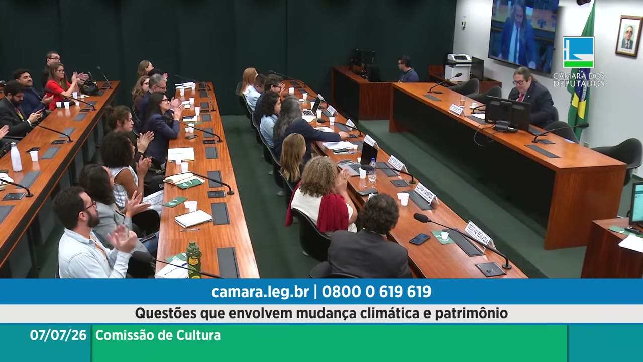 Vídeo do evento em 1:03:46