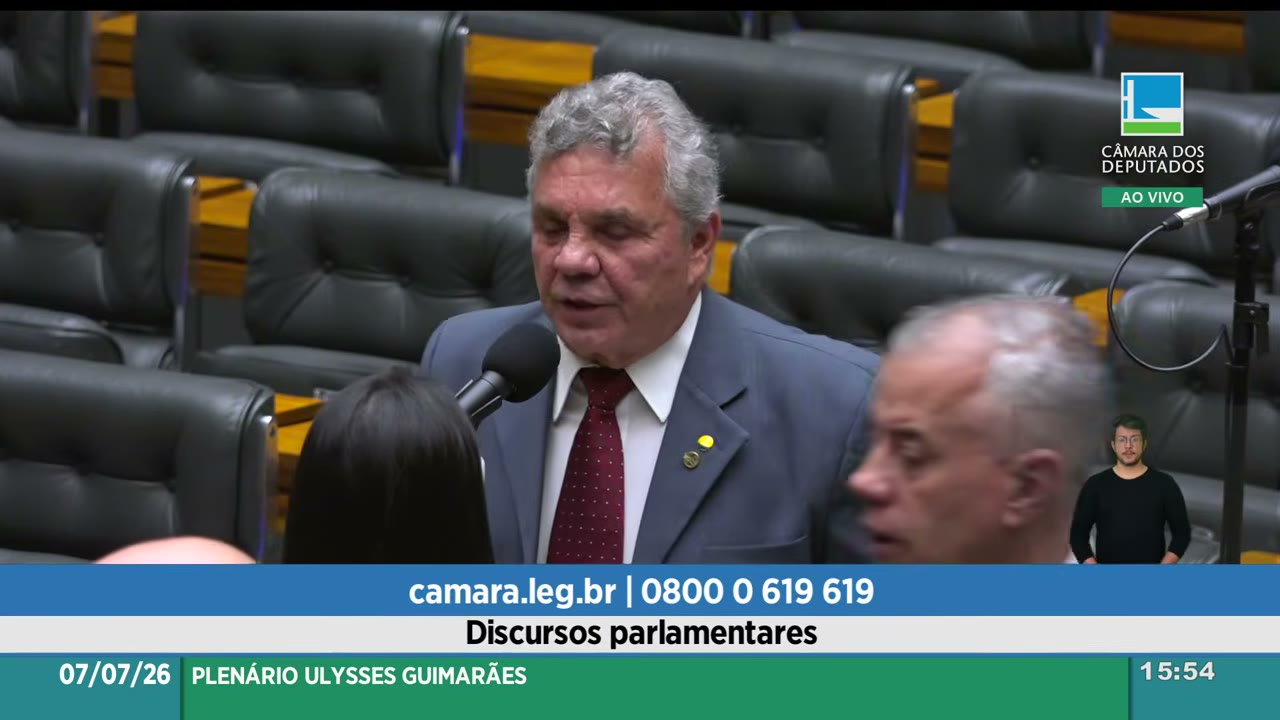 Vídeo do evento em 1:36:19