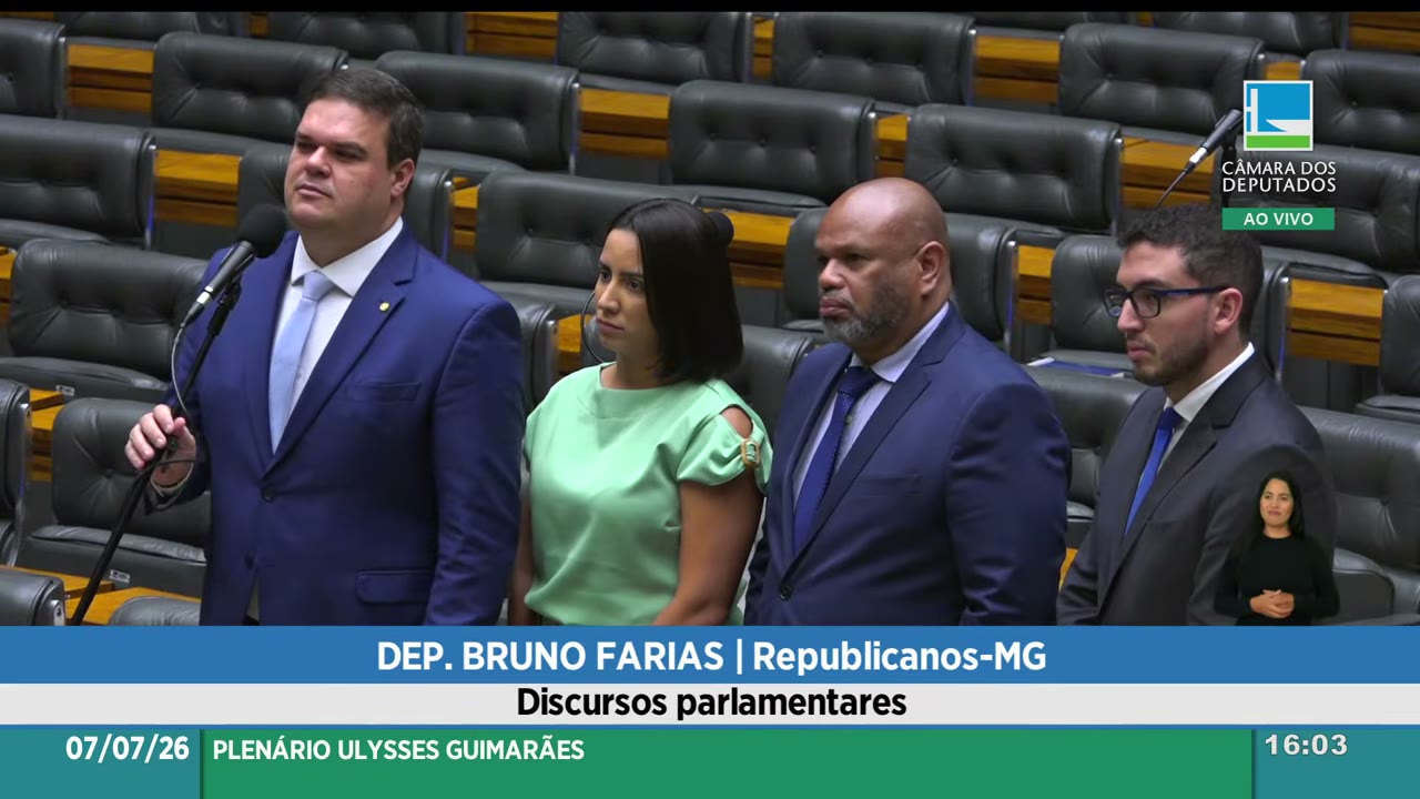 Vídeo do evento em 1:45:37