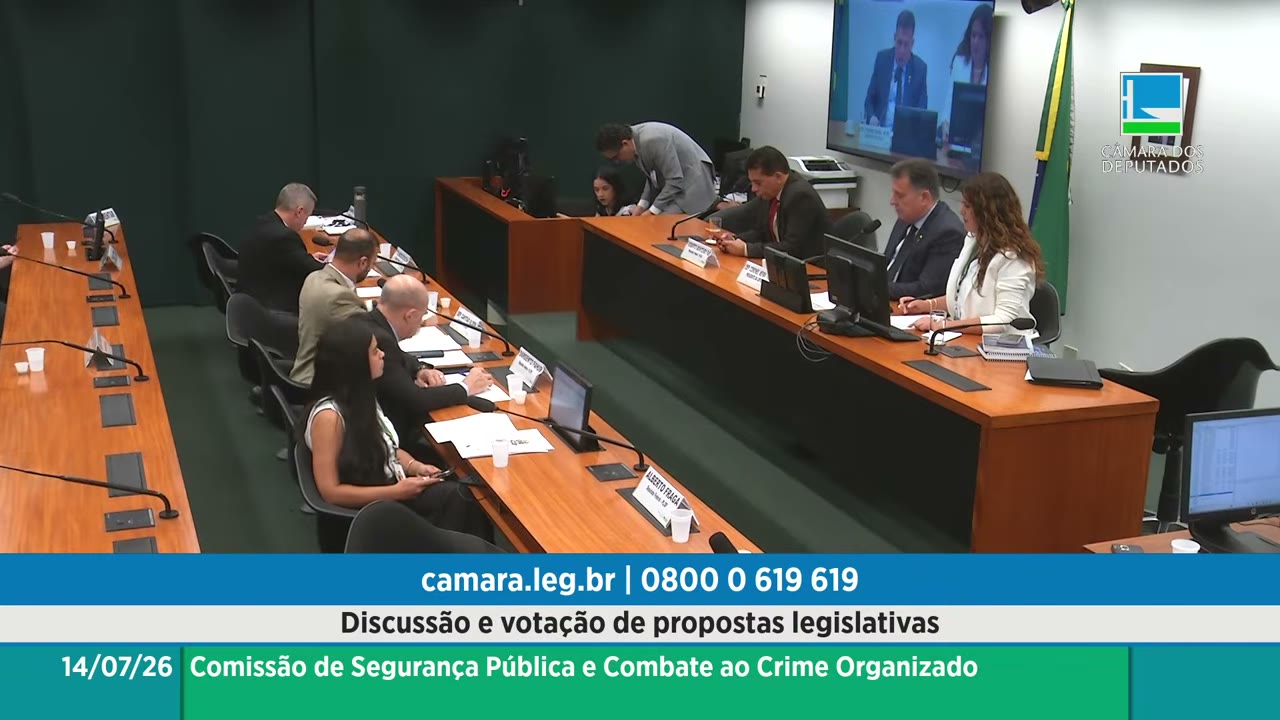 Vídeo do evento em 1:04:48