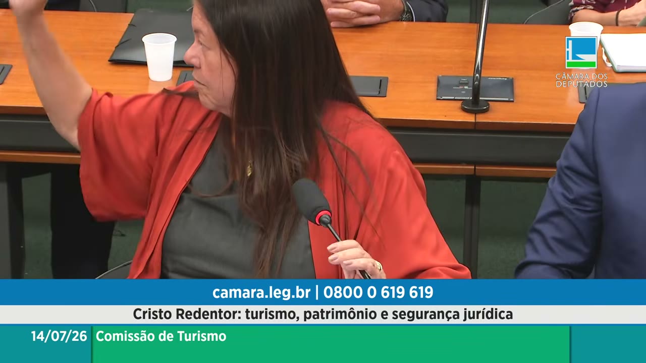 Vídeo do evento em 1:43:27