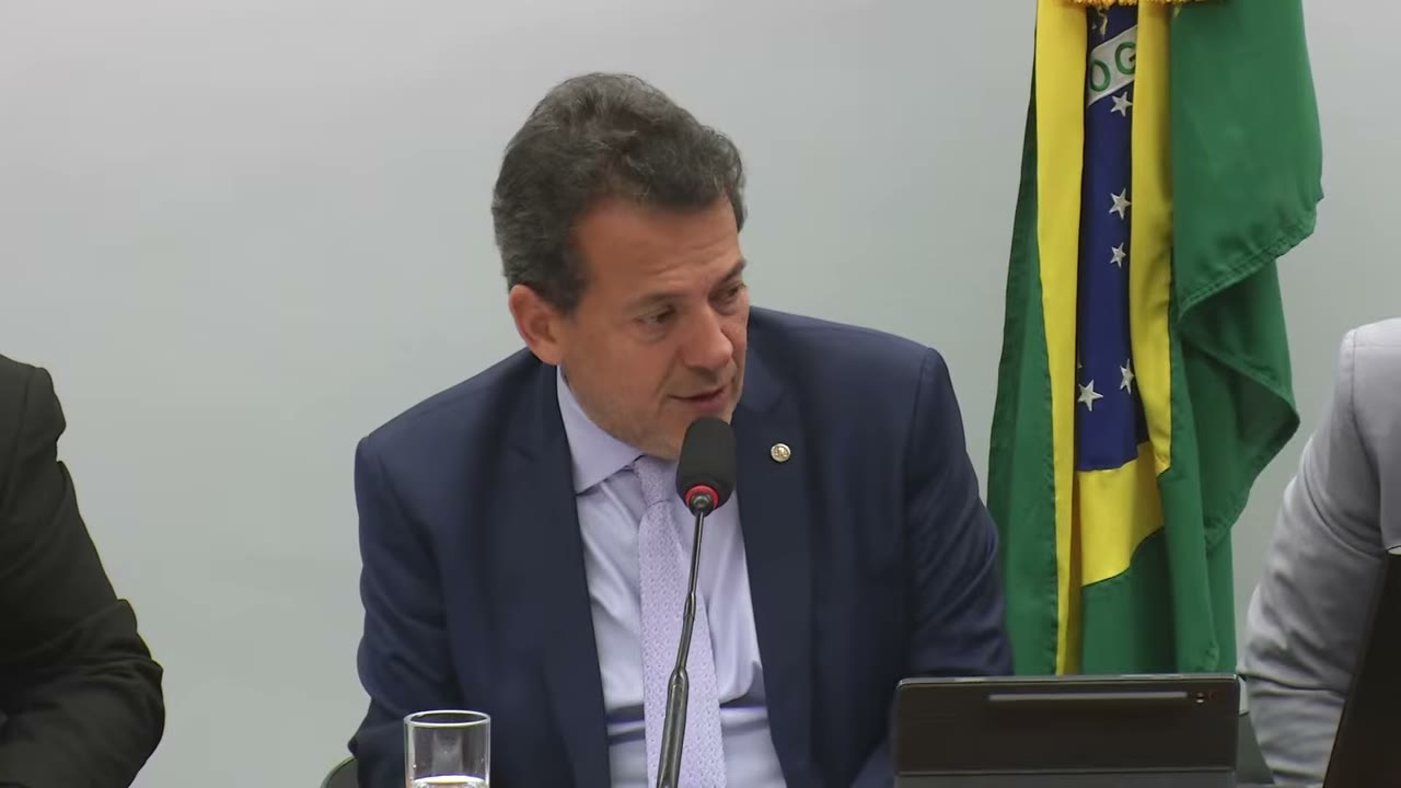 Vídeo do evento em 1:47:03