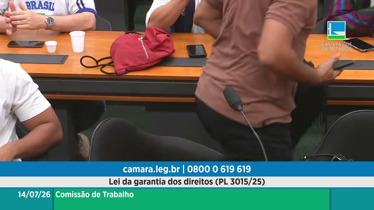 Vídeo do evento em 1:04:14