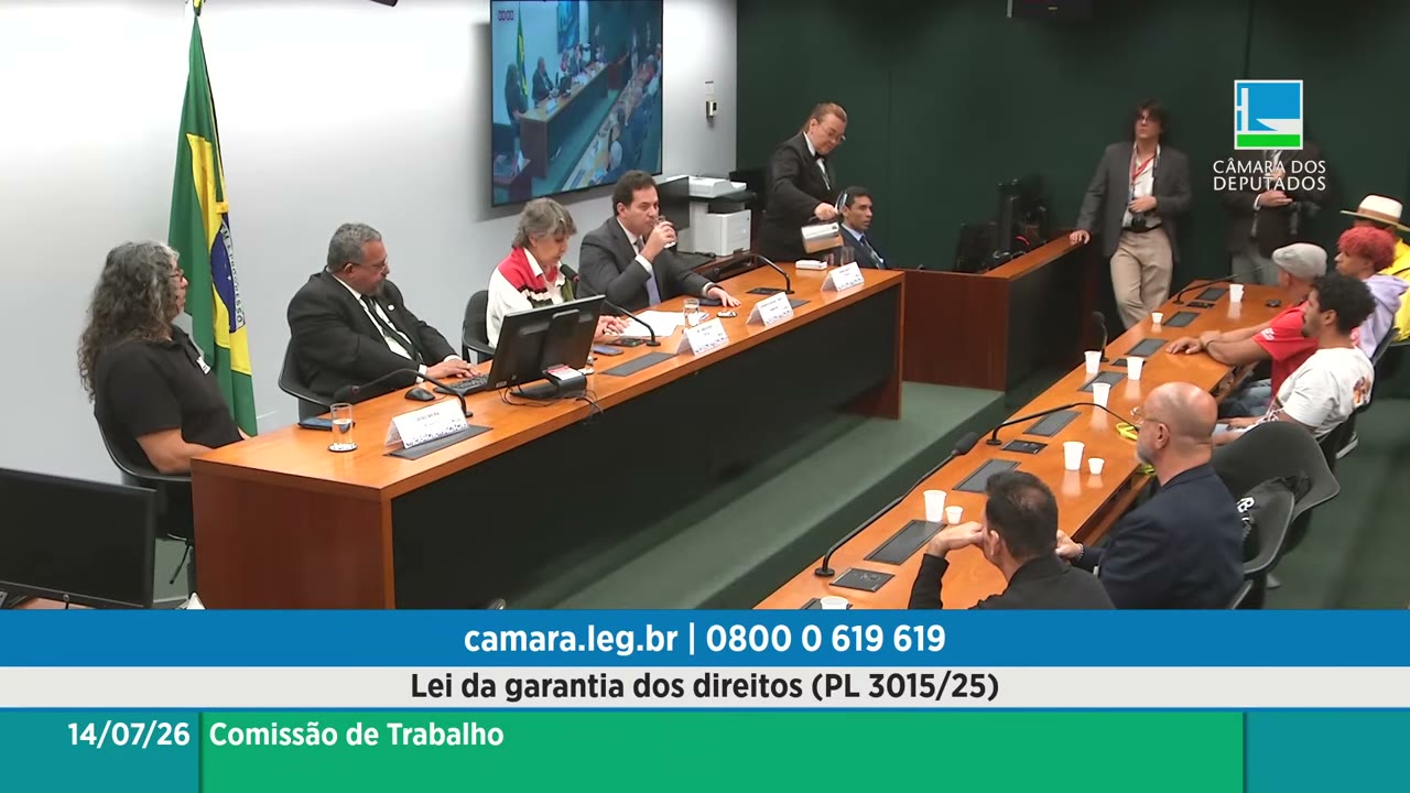Vídeo do evento em 1:20:24