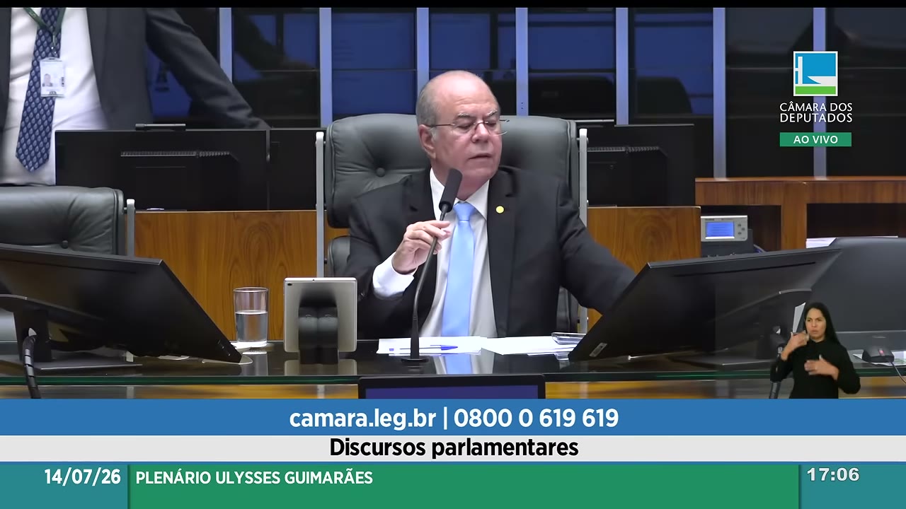 Vídeo do evento em 1:12:08