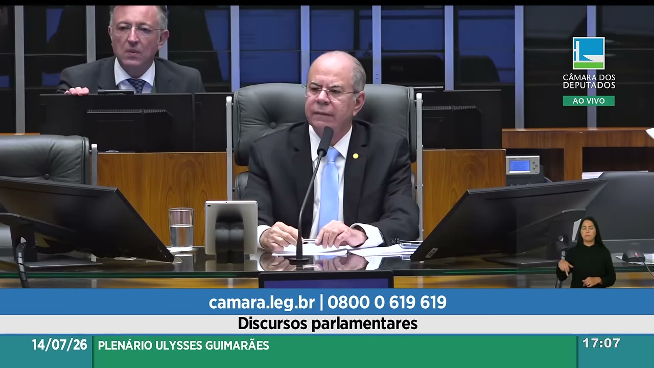 Vídeo do evento em 1:13:18